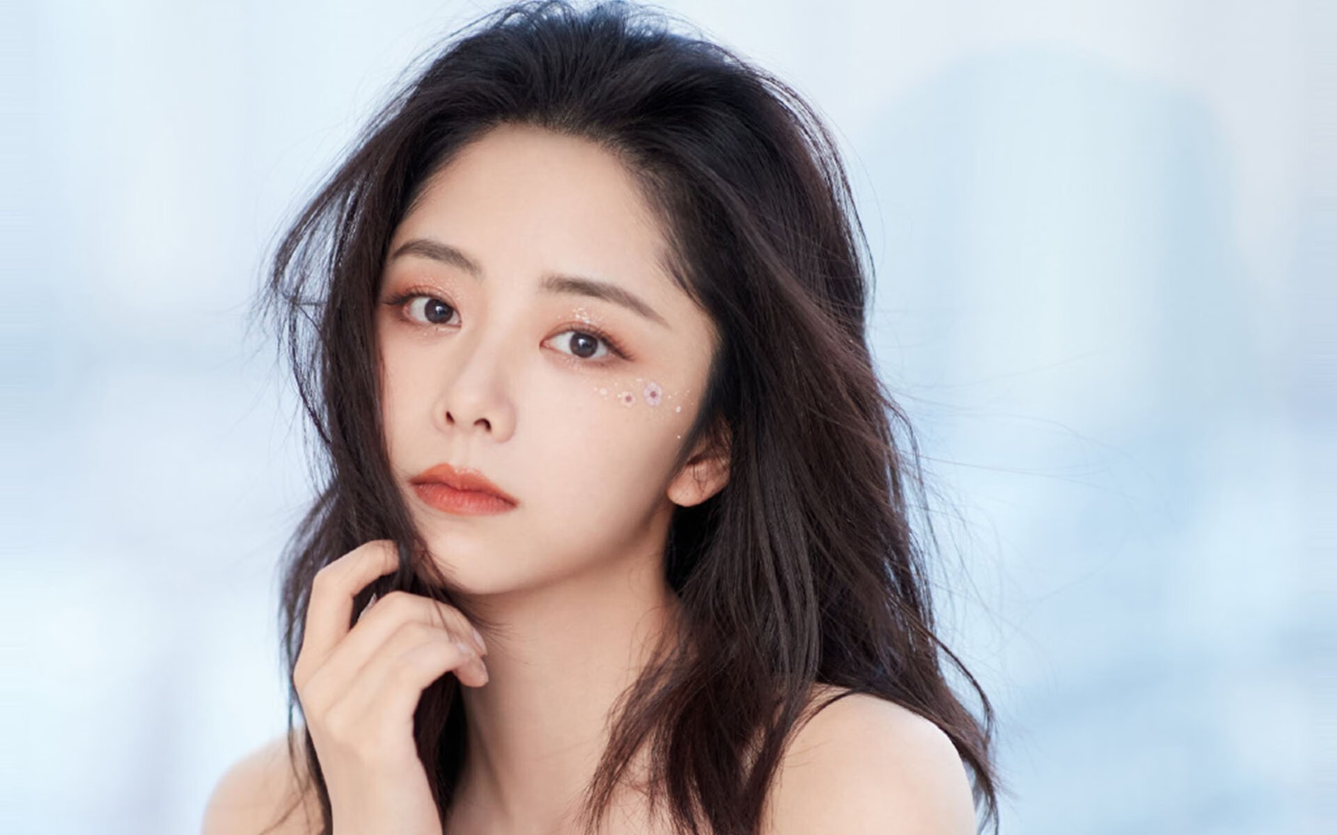 _未来智能跑鞋：科技助力每一步_，未来科技鞋子好不好