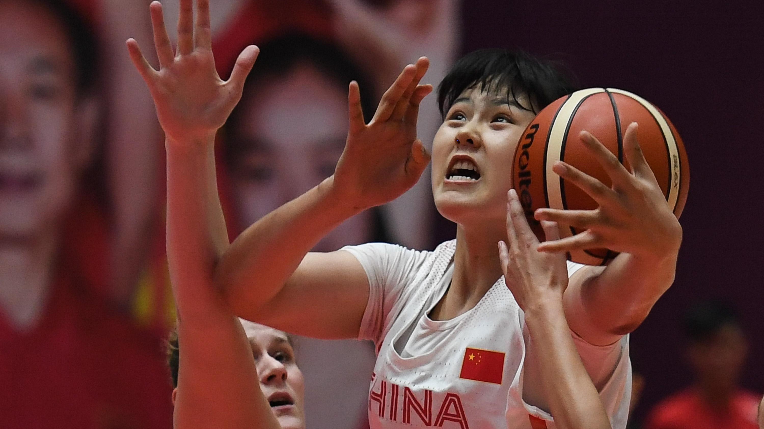 爱游戏体育：中国女篮精神传承：从老女篮到新一代的简单介绍